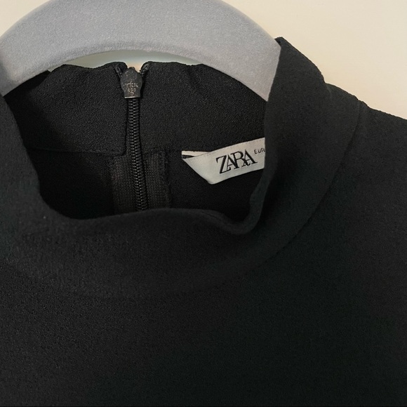 Zara XS Bodycon Dress - Picture 2 of 3